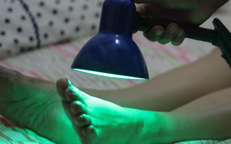green light chromotherapy color therapy